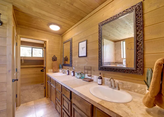 Sunset Views + Scenic Trails: Spacious Escape Dom wakacyjny