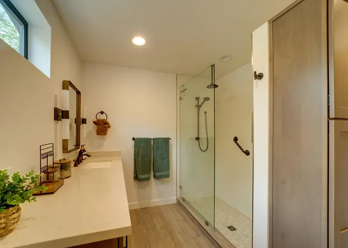 Sunset Views + Scenic Trails: Spacious Escape Dom wakacyjny *